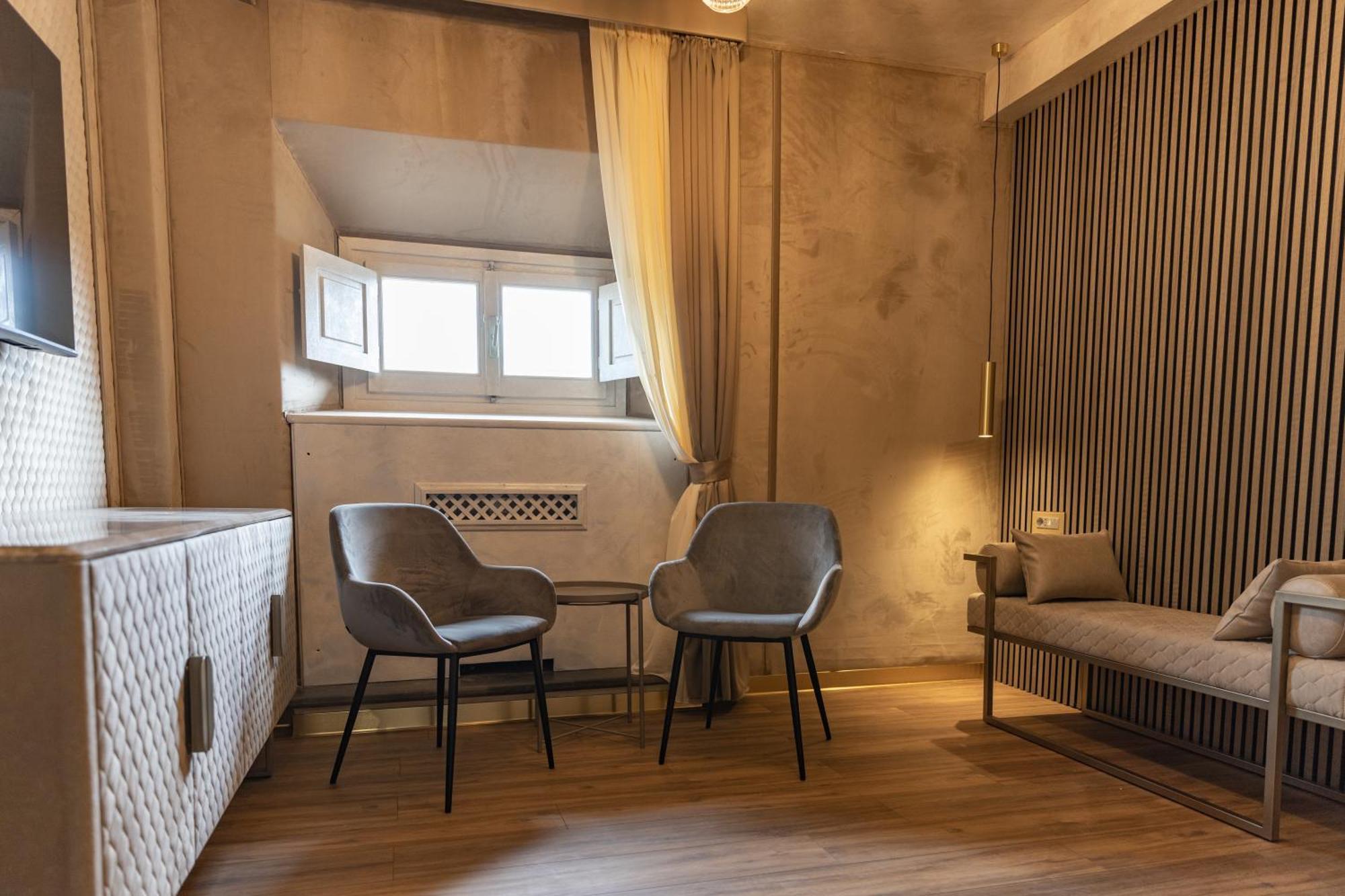 Отель Le Reve De Naim Firenze Экстерьер фото